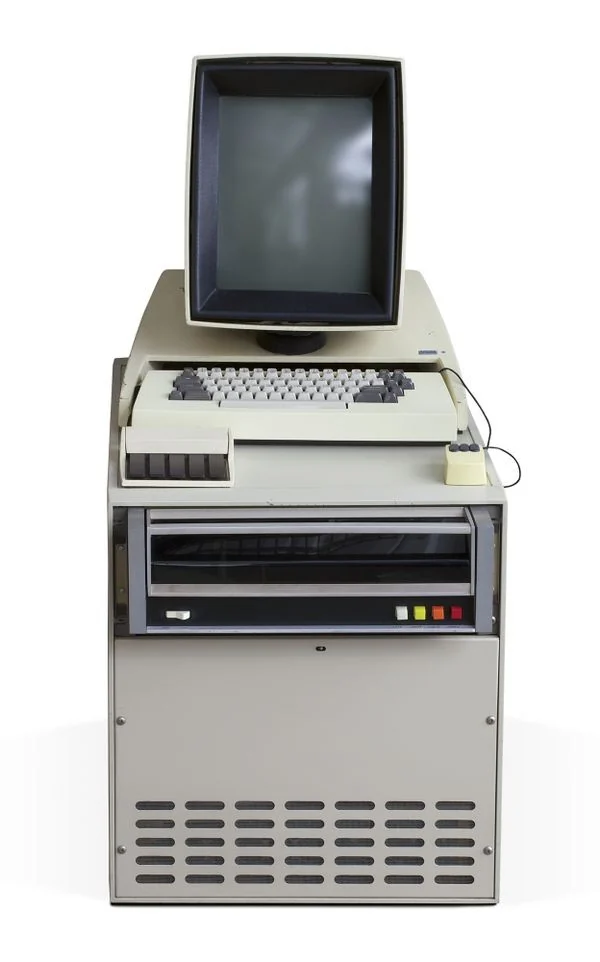 Visual for this record: Xerox PARC's Bravo tied the screen to the printed page